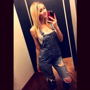 Urban outfitters denim overalls size XS